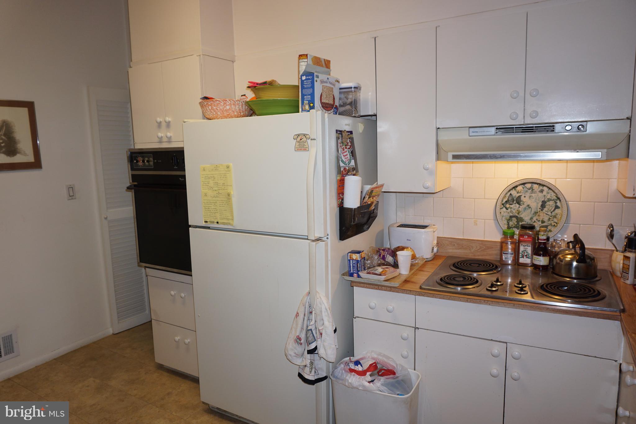 3808 Cherrybrook Road Randallstown, MD 21133 - Photo 7 of 17 Kitchen