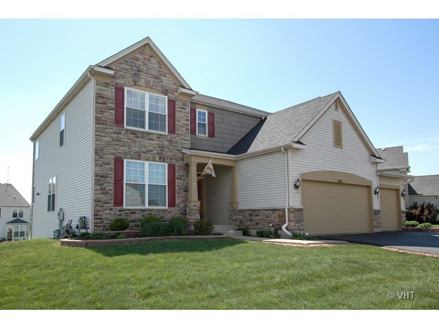 3505 High Ridge Road Carpentersville, IL 60110 - Photo 1 of 16