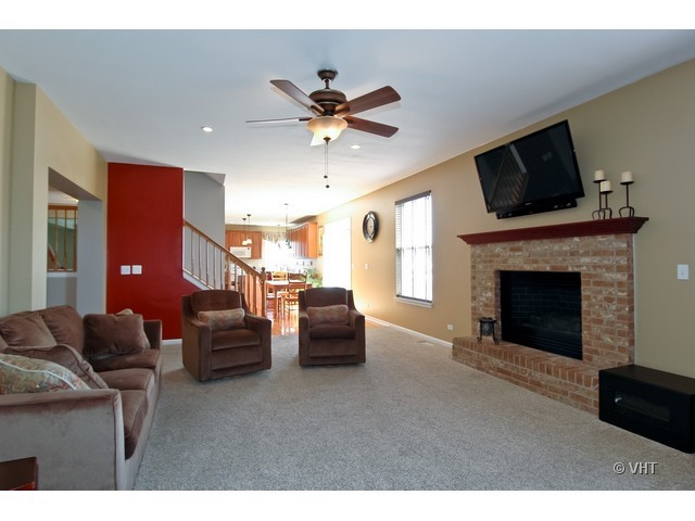 3505 High Ridge Road Carpentersville, IL 60110 - Photo 6 of 16