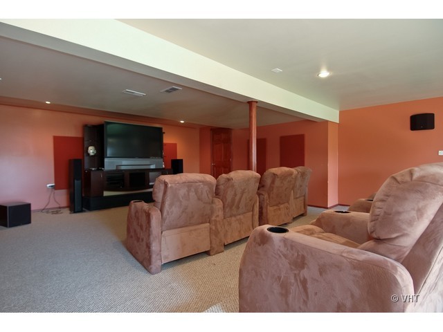 3505 High Ridge Road Carpentersville, IL 60110 - Photo 8 of 16