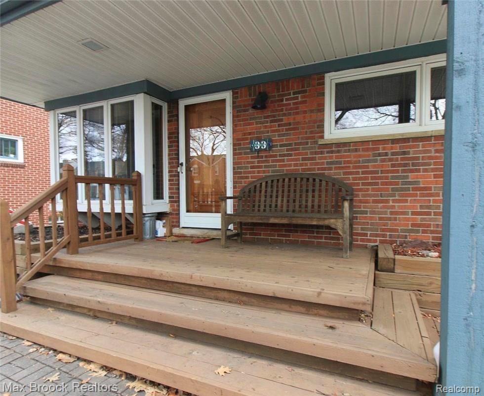 33 Amherst Road Pleasant Ridge, MI 48069 - Photo 3 of 22 Covered Porch Detail