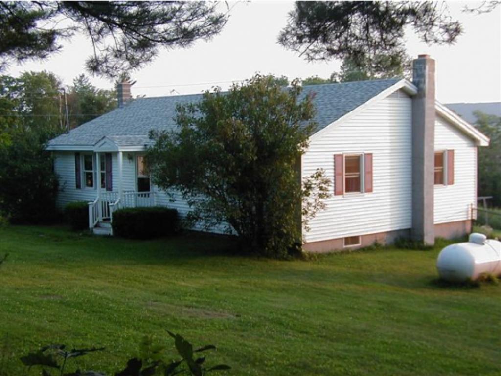 640 Tuttle Hill Road Canaan, NH 03741 - Photo 2 of 35 Gallery Image 2
