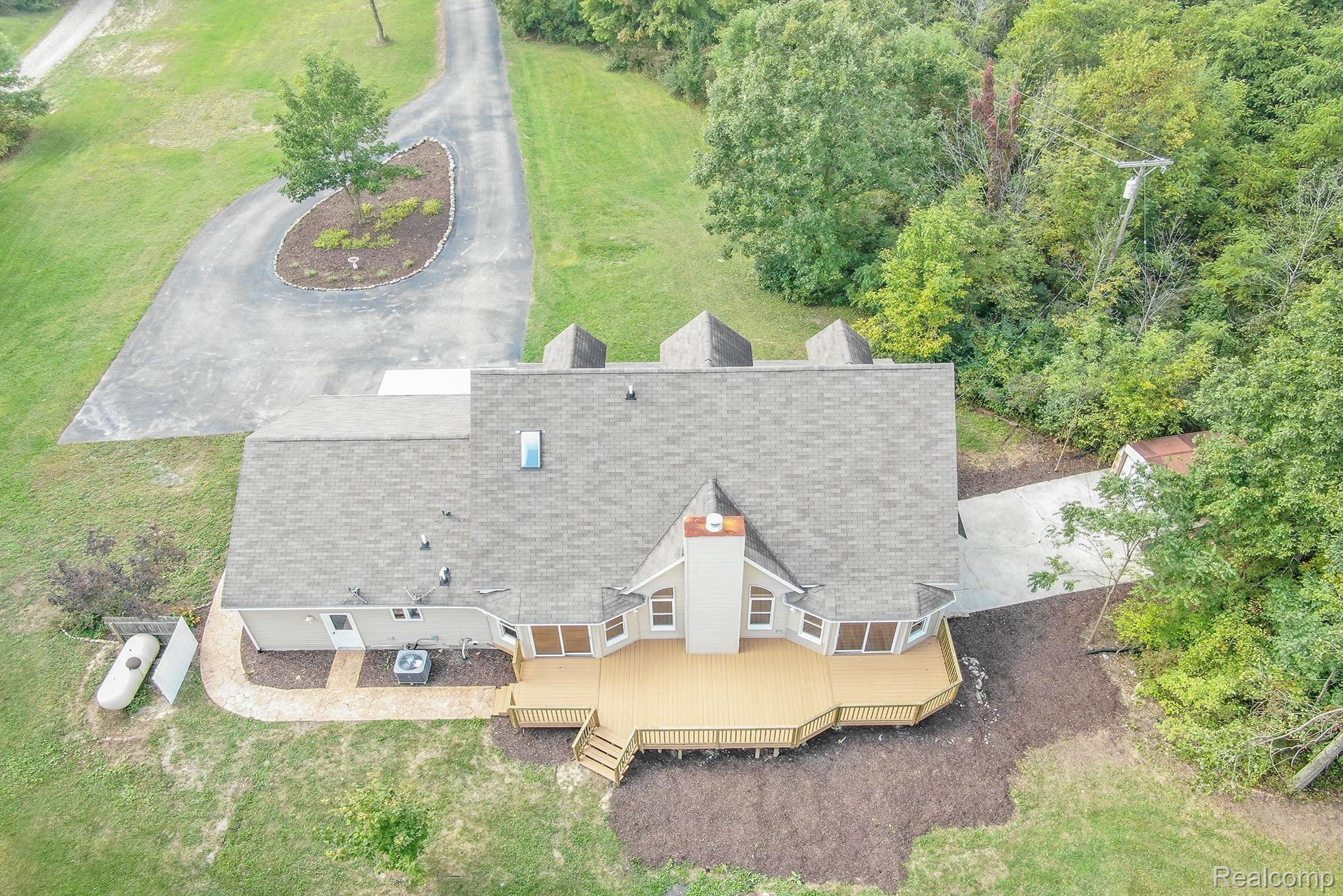 6828 Robb Road Fowlerville, MI 48836 - Photo 7 of 37 Photo Sep 17, 1 41 20 PM.jpg