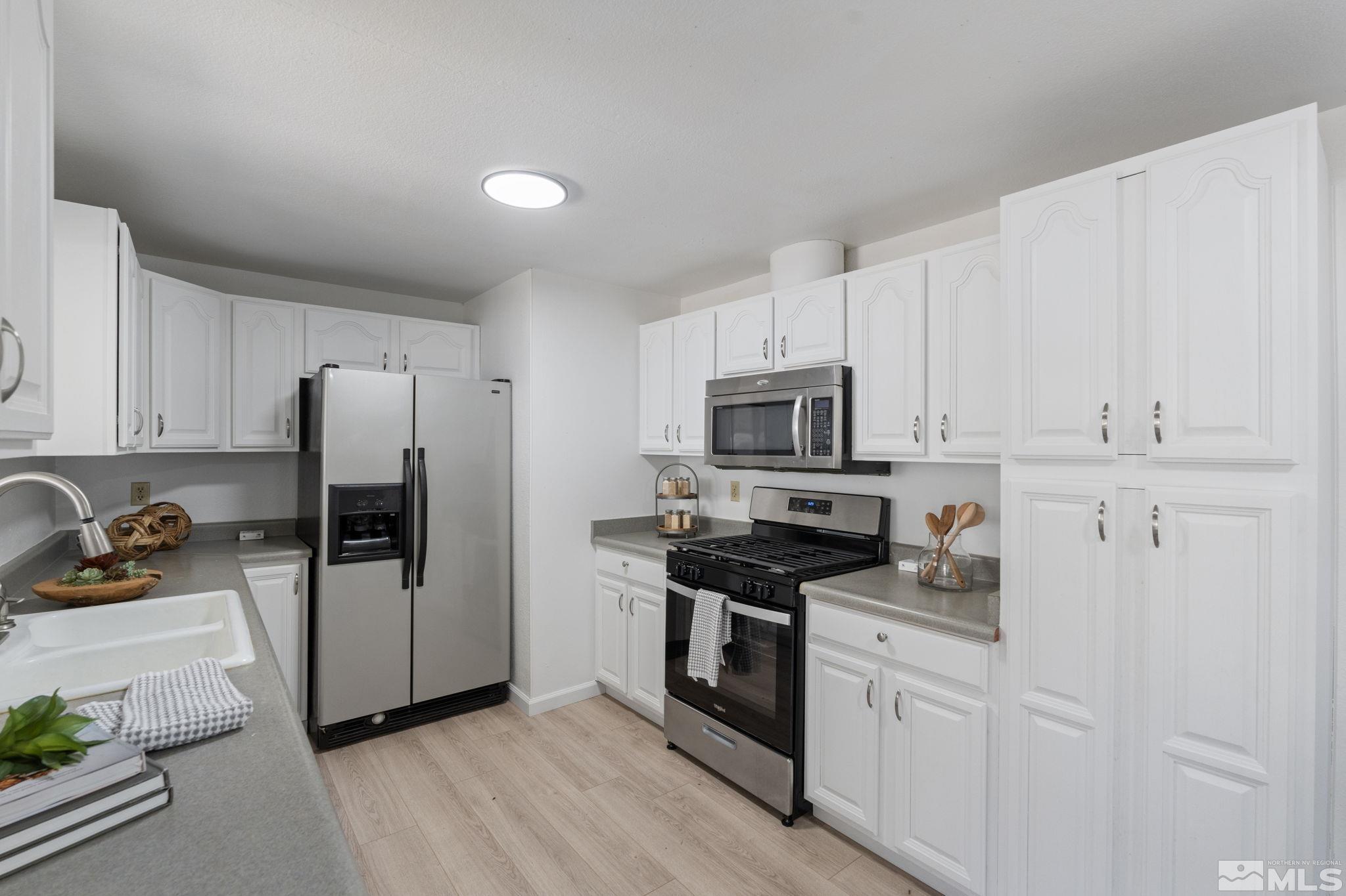10056 Atwood Street Reno, NV 89506 - Photo 12 of 30 Photo 12