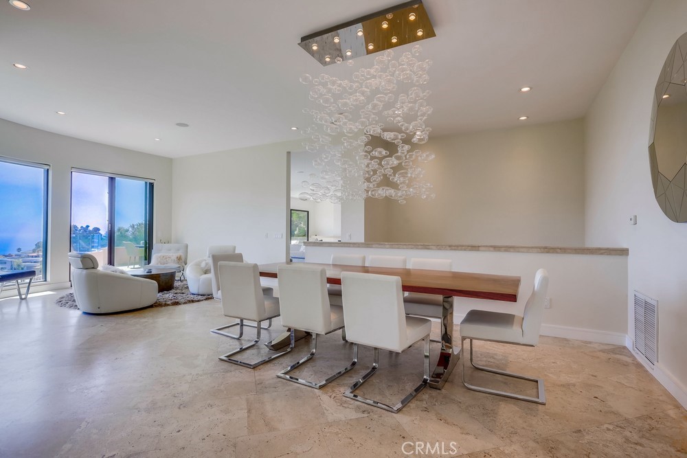 1725 Del Mar Avenue Laguna Beach, CA 92651 - Photo 23 of 63 a view of a livingroom with furniture and window