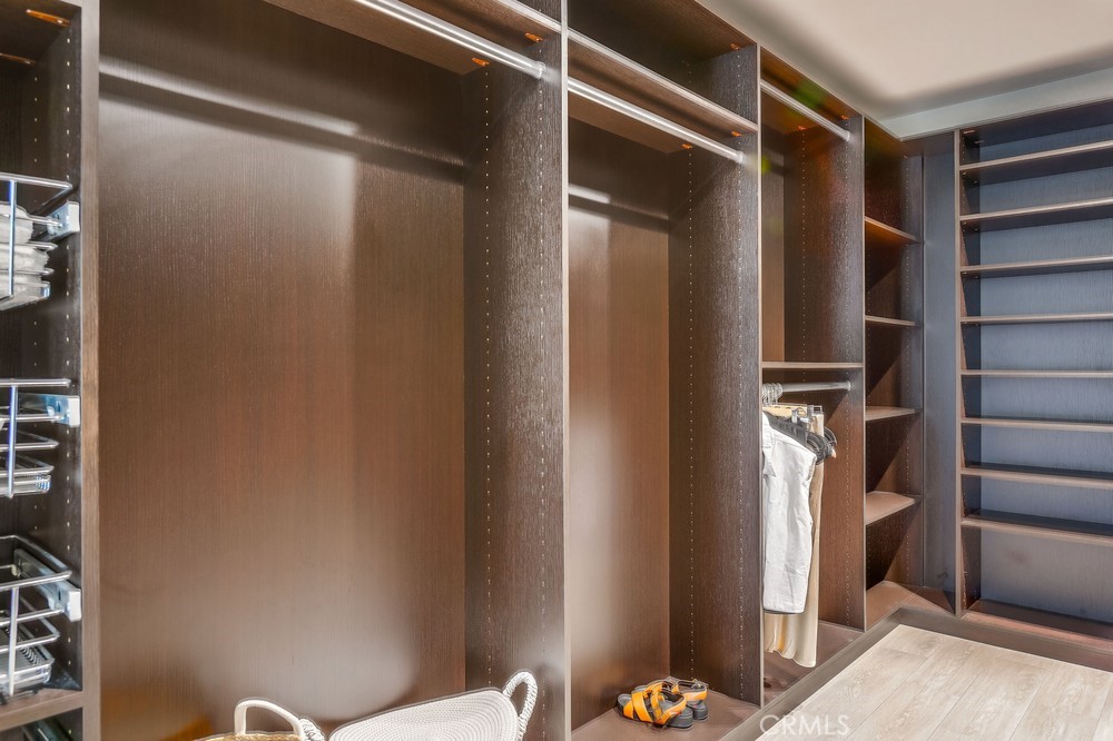 1725 Del Mar Avenue Laguna Beach, CA 92651 - Photo 40 of 63 a view of bathroom