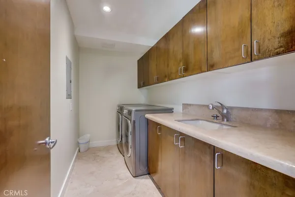 $21,950 | 1725 Del Mar Avenue, Laguna Beach, CA 92651