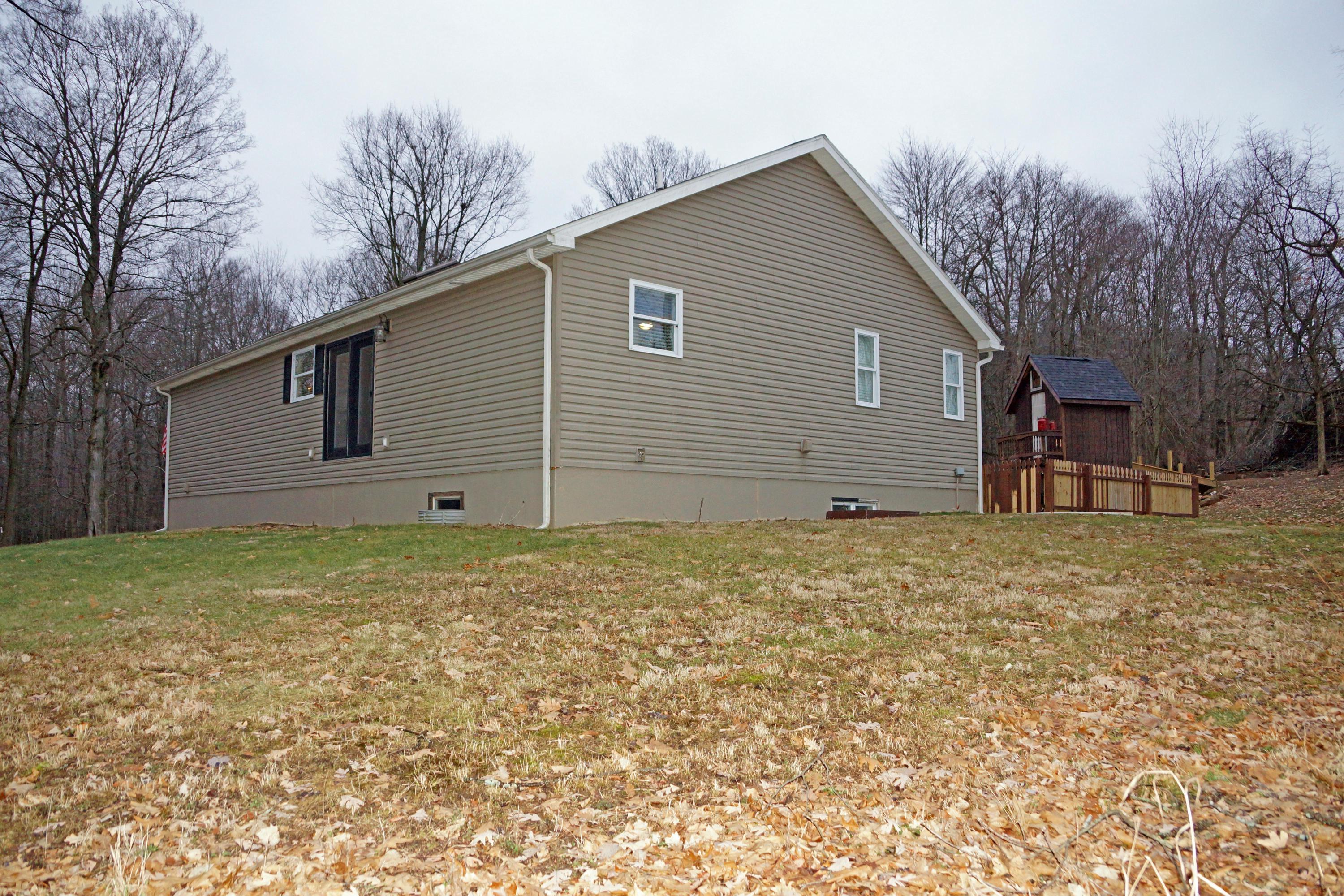 17302 Divelbiss Road Fredericktown, OH 43019 - Photo 2 of 25