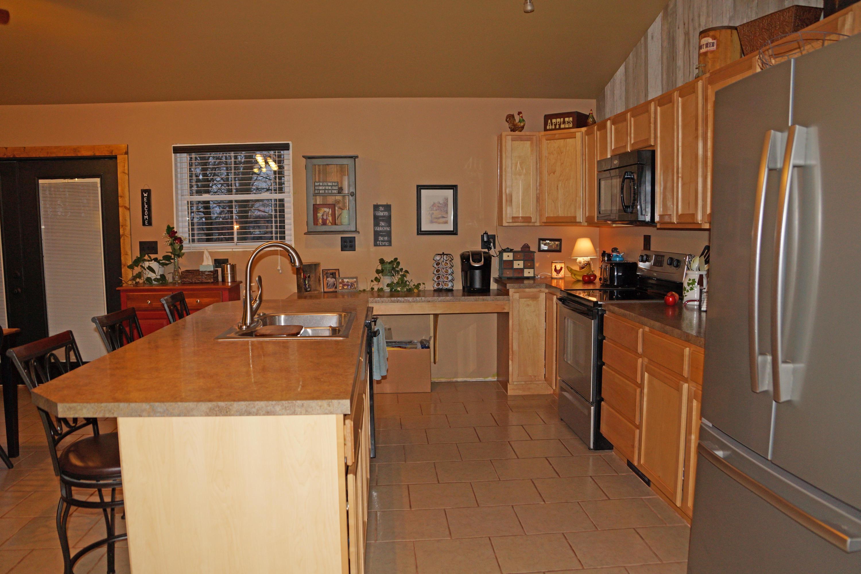 17302 Divelbiss Road Fredericktown, OH 43019 - Photo 7 of 25