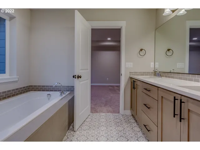 $639,960 | 3012 South Nectarine Street, Cornelius, OR 97113