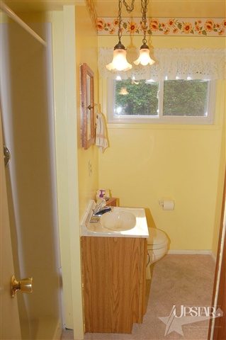 5922 Oakmont Road Fort Wayne, IN 46816 - Photo 6 of 13 Gallery Image 6