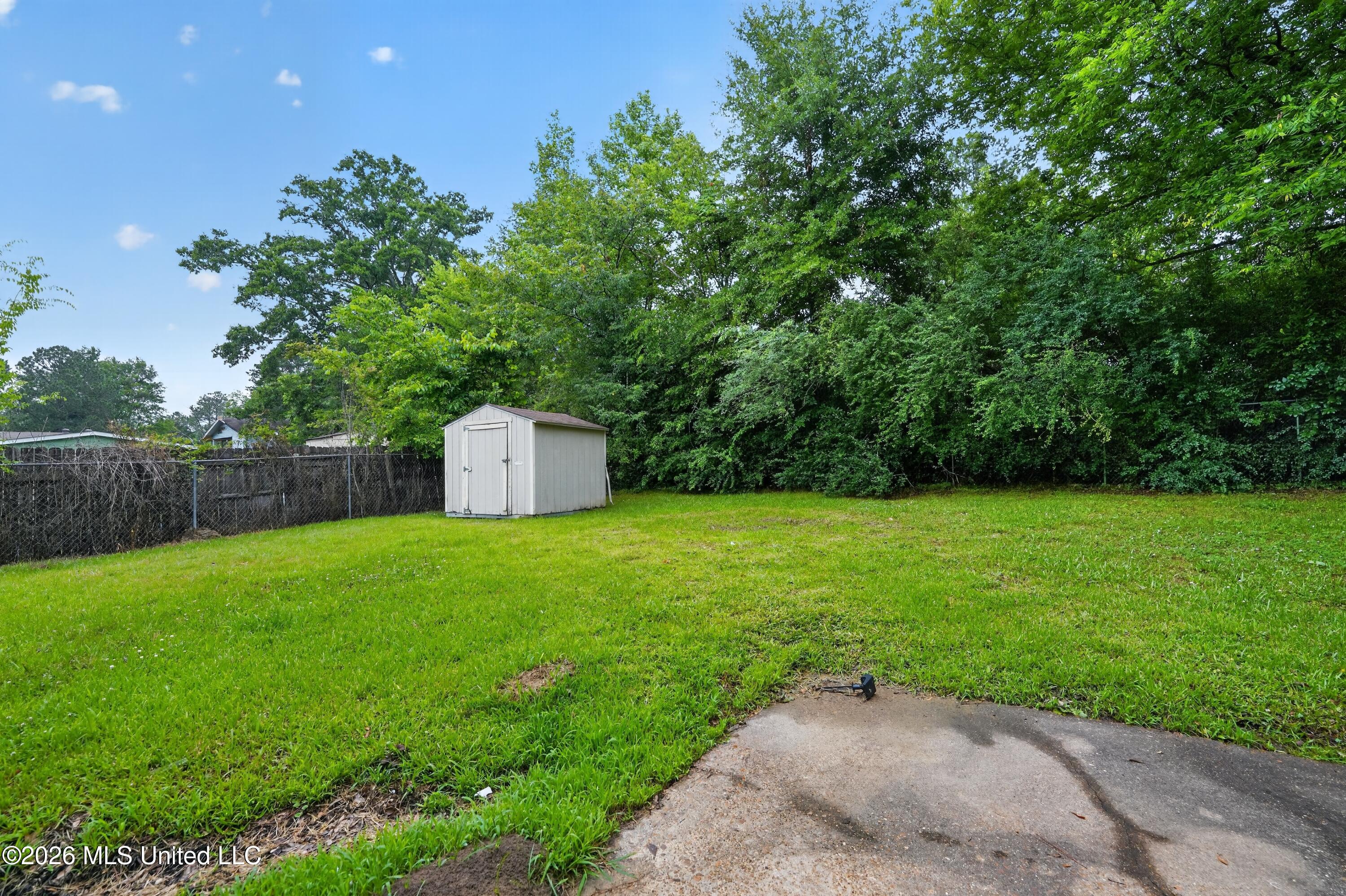 6578 Van Buren Road Jackson, MS 39213 - Photo 4 of 42 04_6578_Van_Buren_Rd-Exterior-7246