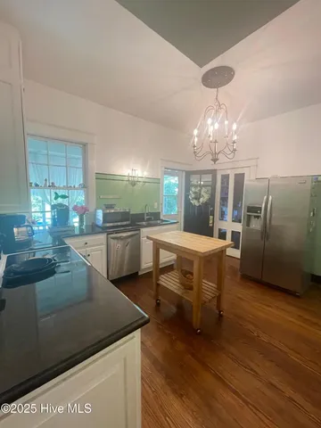 $379,900 | 607 Vance Street Northeast, Wilson, NC 27893