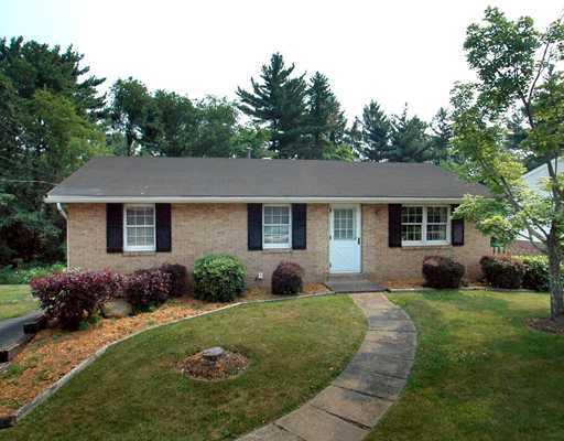 733 New Texas Road Plum, PA 15239 - Photo 1 of 1 Exterior Front.