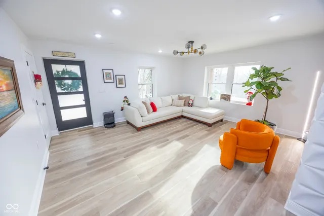 $4,200 | 7980 Royal Avenue, Zionsville, IN 46077