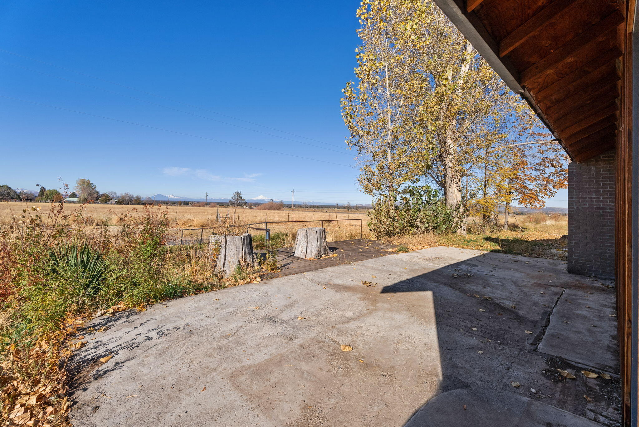 13902 Southwest Riggs Road Powell Butte, OR 97753 - Photo 51 of 69 75-web-or-mls-Riley Visuals-32