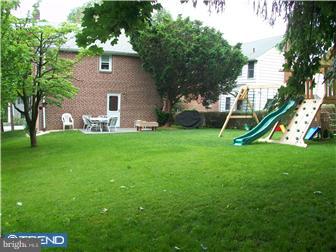 117 Sandy Bank Road Media, PA 19063 - Photo 2 of 10 Exterior Back