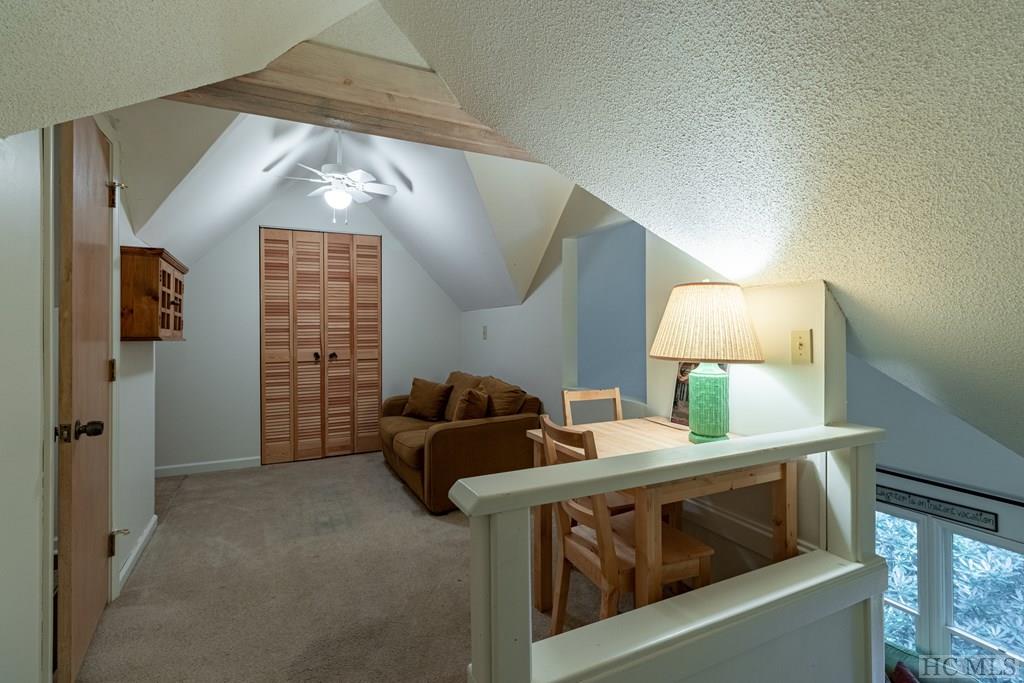 69 Chestnut Ridge, Unit 8 Sapphire, NC 28774 - Photo 8 of 13 Gallery Image 8
