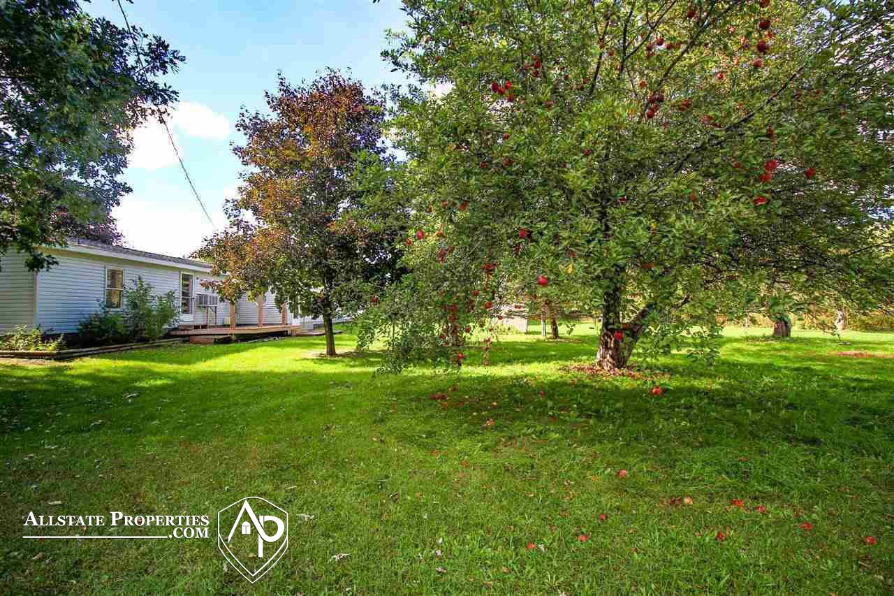 4460 North Center Road Flint, MI 48506 - Photo 20 of 33 21510314-19.JPG