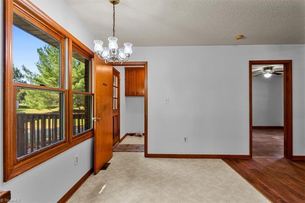 522 East Raleigh Avenue Liberty, NC 27298 - Photo 10 of 36 Gallery Image 10