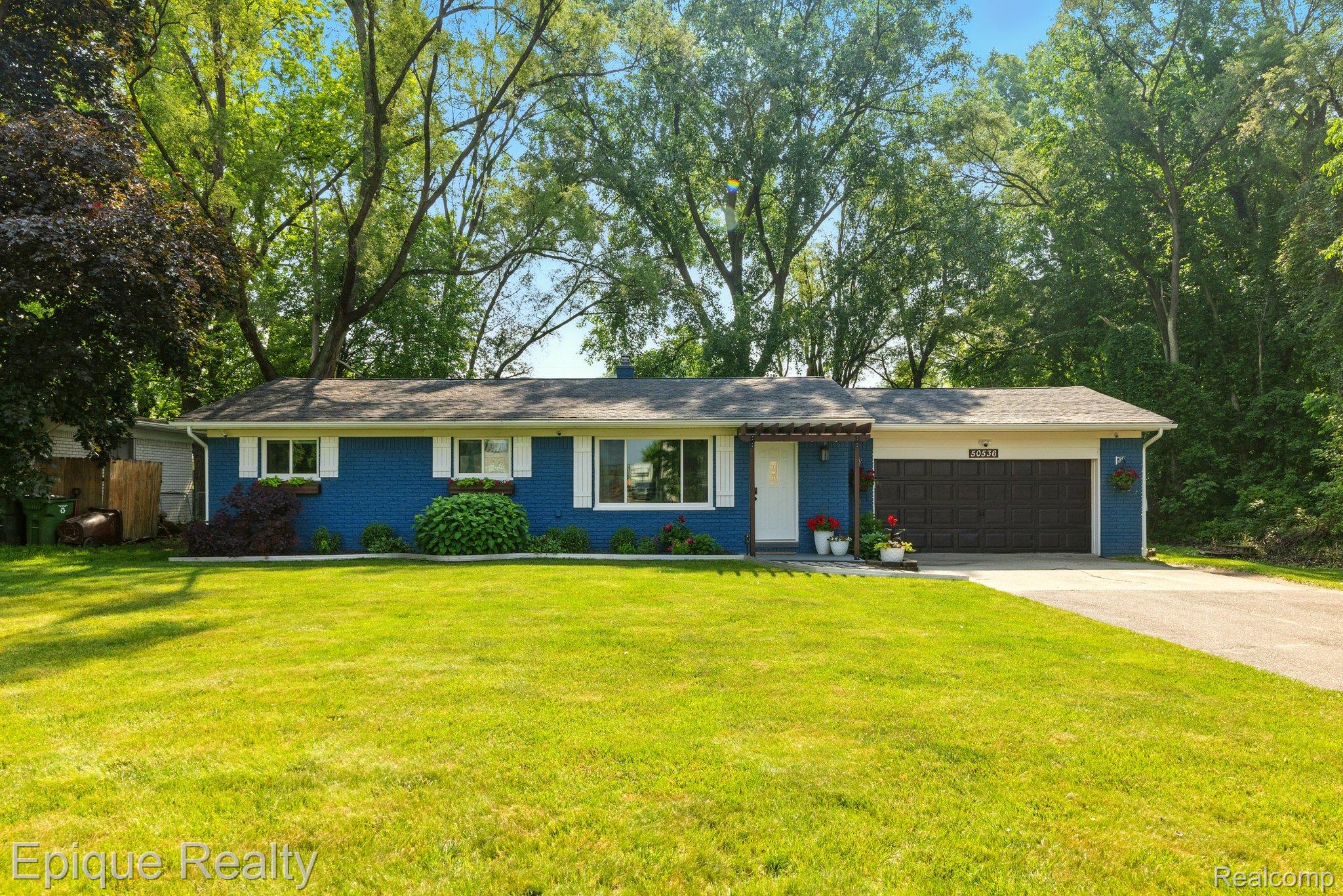 50536 Ryan Road Utica, MI 48317 - Photo 2 of 25 2-web-or-mls-190A6198 ROBERT HALL.jpg