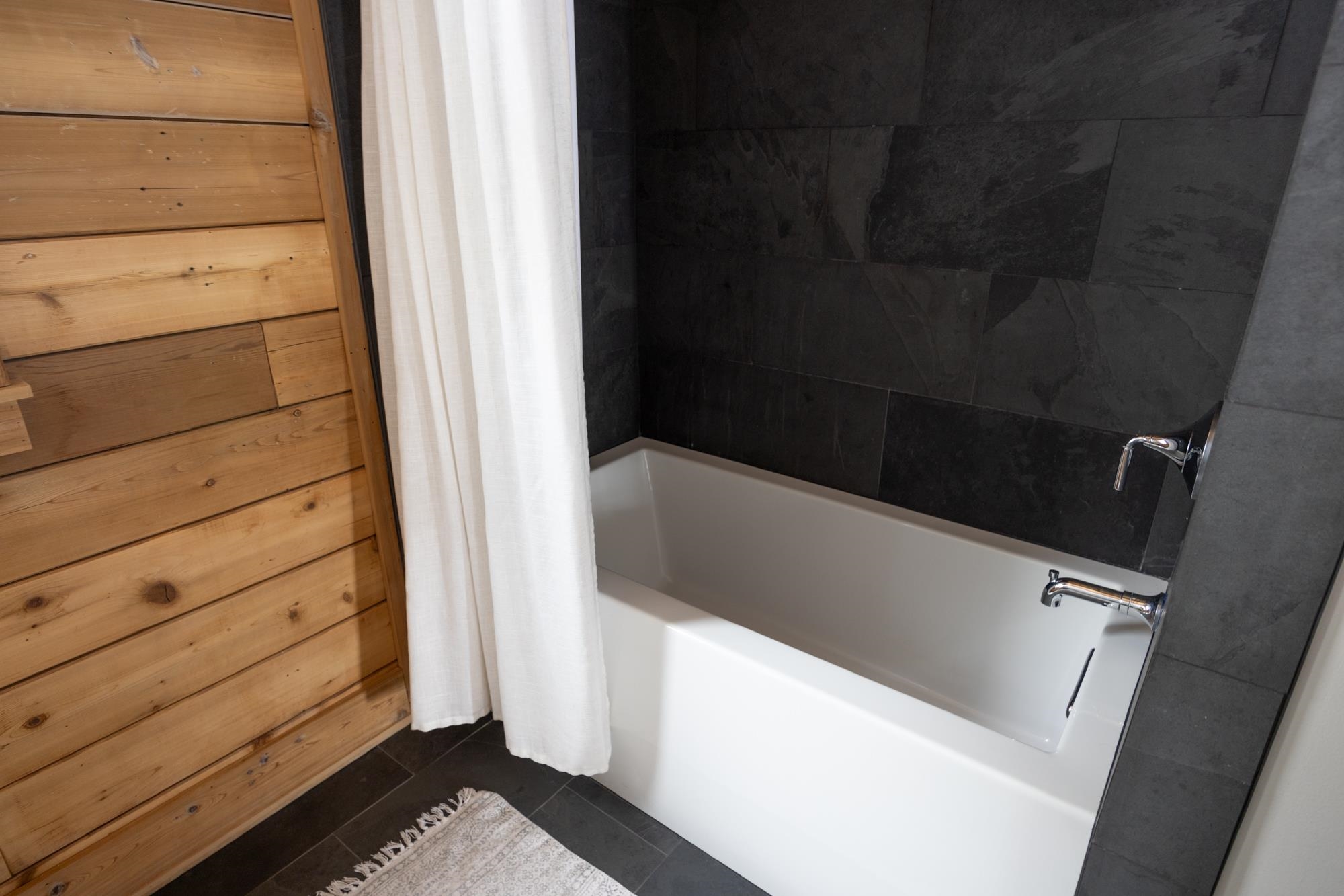 528 Pinnacle Road Stowe, VT 05672 - Photo 24 of 35