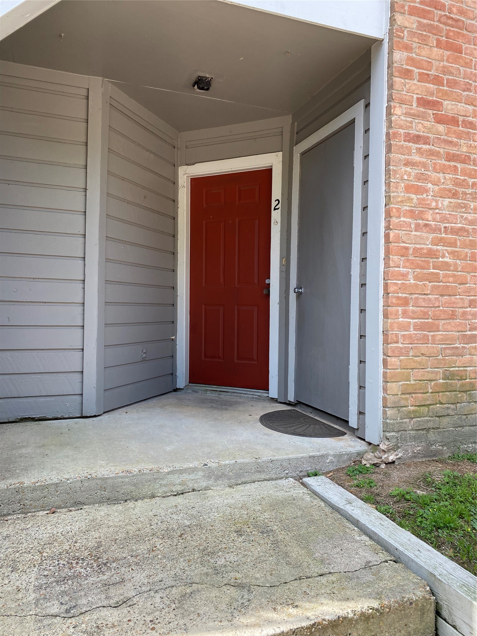 2401 Sycamore Avenue, Unit C2 Huntsville, TX 77340 - Photo 2 of 21