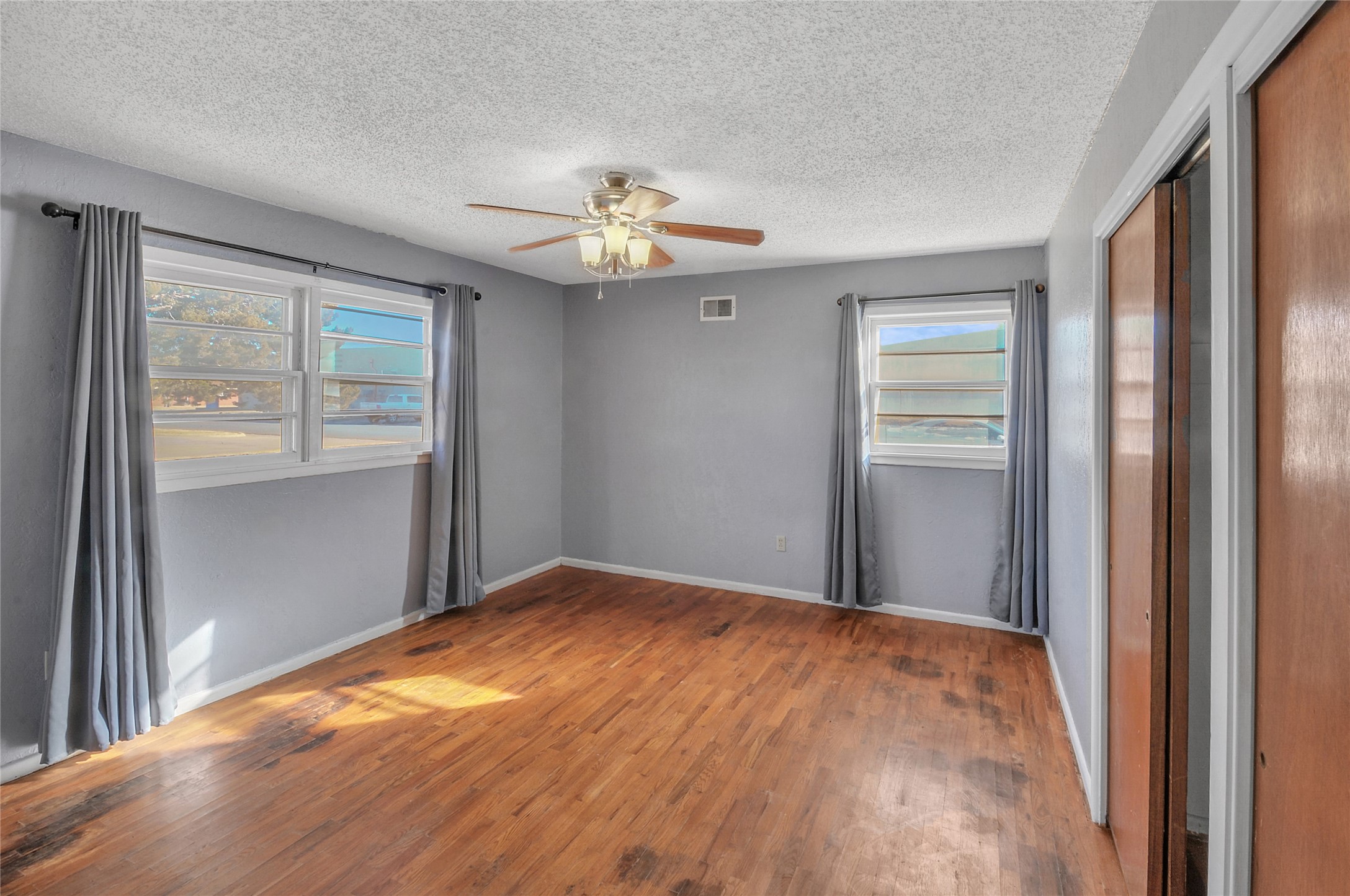 308 West 14th Street Friona, TX 79035 - Photo 15 of 21 Bedroom 2