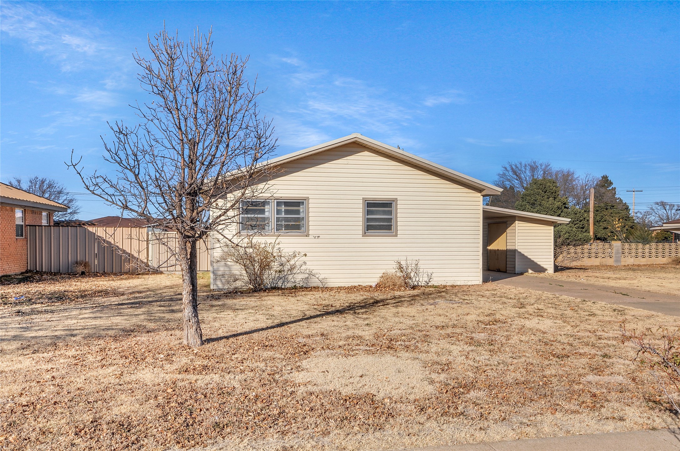 308 West 14th Street Friona, TX 79035 - Photo 20 of 21 Front View