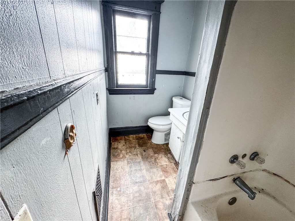 61 Weaver Street Rochester, NY 14621 - Photo 11 of 24