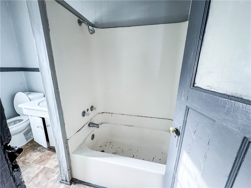 61 Weaver Street Rochester, NY 14621 - Photo 10 of 24