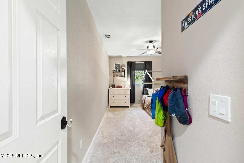 86290 Weldon Road Yulee, FL 32097 - Photo 25 of 50 a utility room with dryer and washer