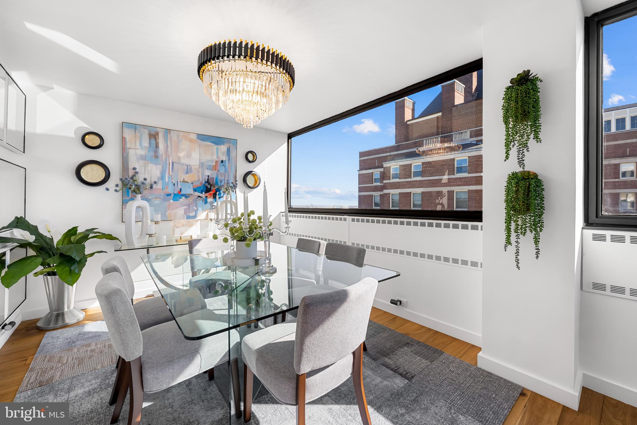 4000 North Charles Street, Unit 1414 Baltimore, MD 21218 - Photo 16 of 45 a view of a livingroom with furniture and window