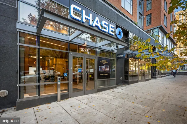 $295,000 | 4000 North Charles Street, Unit 1414, Baltimore, MD 21218