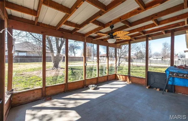 $235,000 | 400 Farmers Lane, Lebanon, MO 65536