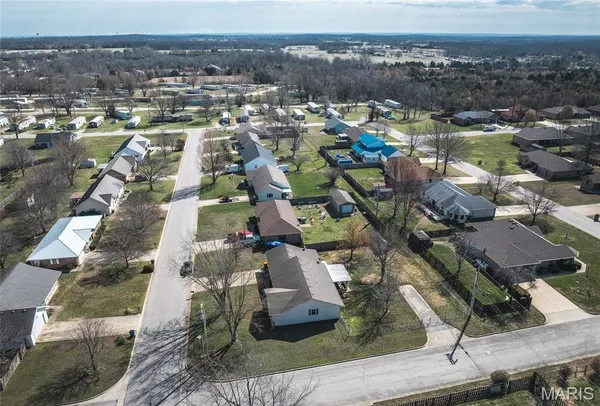 $235,000 | 400 Farmers Lane, Lebanon, MO 65536