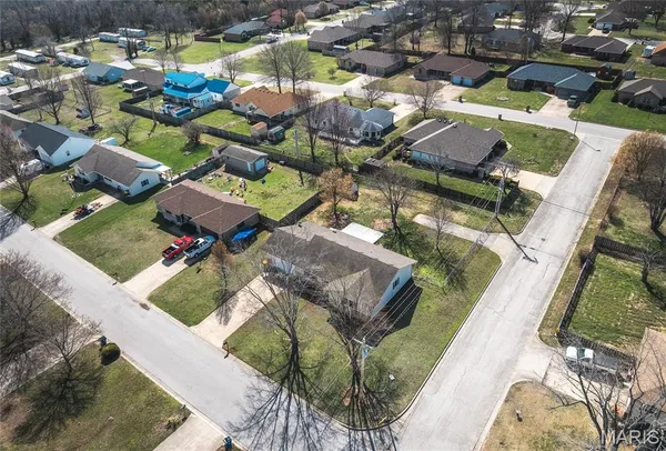 $235,000 | 400 Farmers Lane, Lebanon, MO 65536