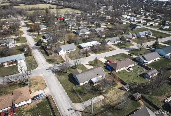 $235,000 | 400 Farmers Lane, Lebanon, MO 65536