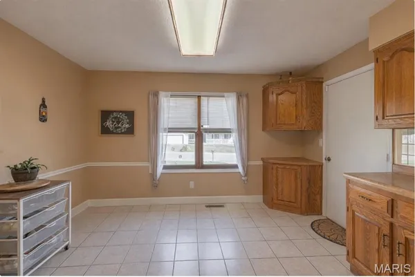 $235,000 | 400 Farmers Lane, Lebanon, MO 65536