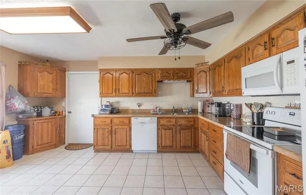 $235,000 | 400 Farmers Lane, Lebanon, MO 65536