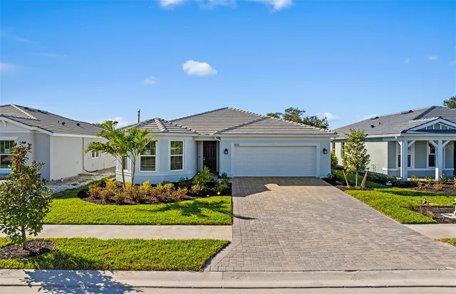 $525,000 | 1836 Silver Shrs Boulevard, Englewood, FL 34223