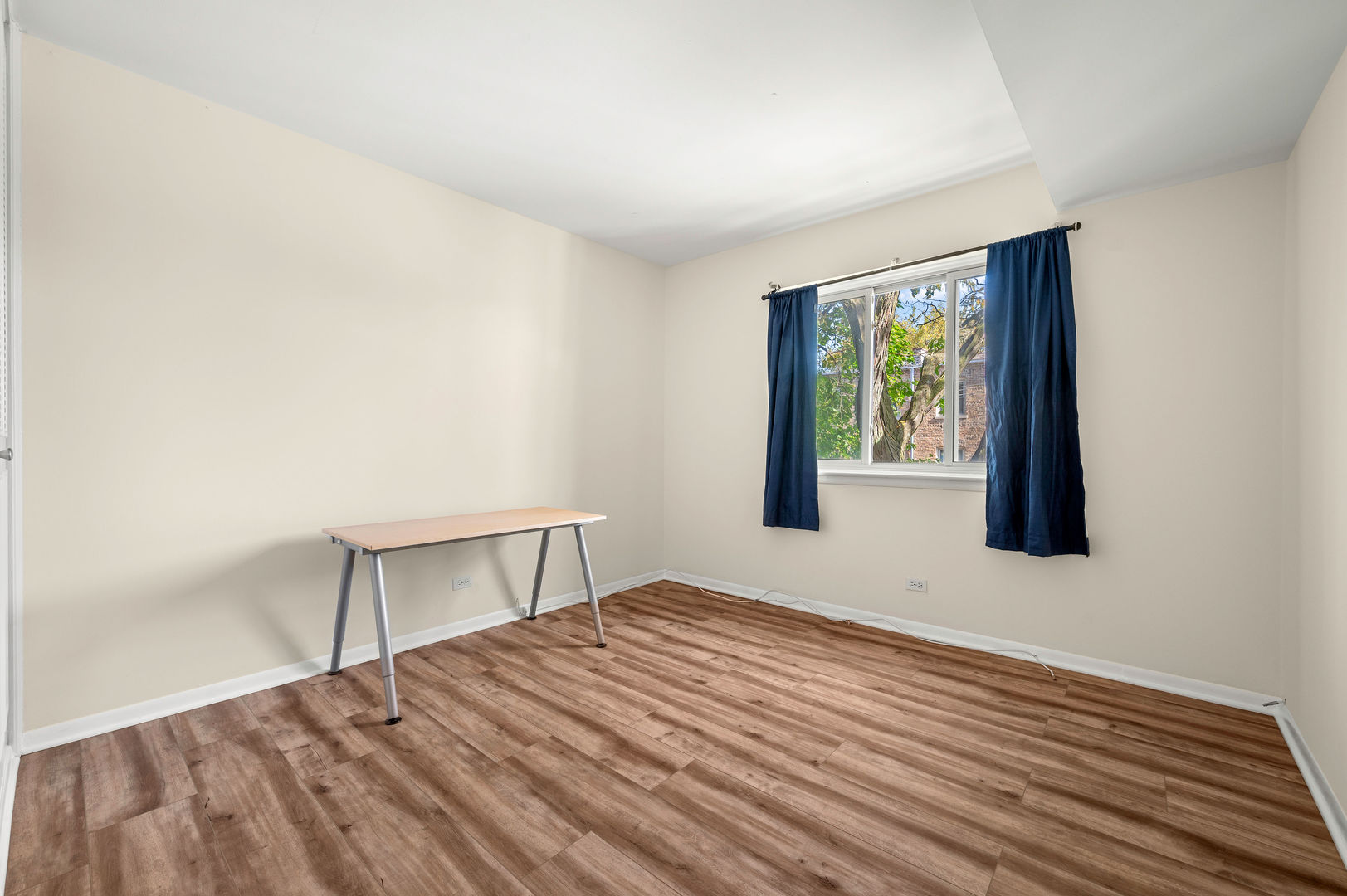 835 Ridge Avenue, Unit 303 Evanston, IL 60202 - Photo 17 of 20 Gallery Image 17