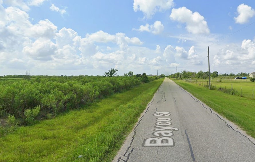 3030 Cr-807 Angleton, TX 77515 - Photo 2 of 5 Road view according to Google Maps