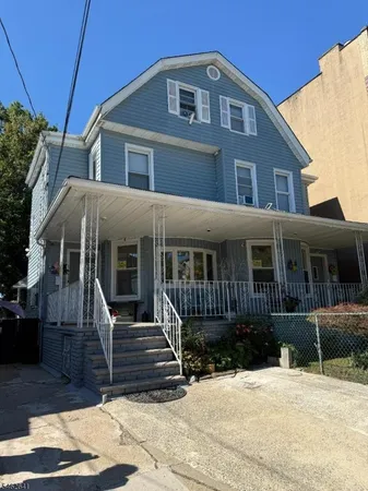 $2,400 | 1148 Mary Street, Elizabeth, NJ 07201
