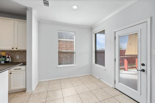 $2,450 | 1946 Hawthorne Brook Lane, Fresno, TX 77545