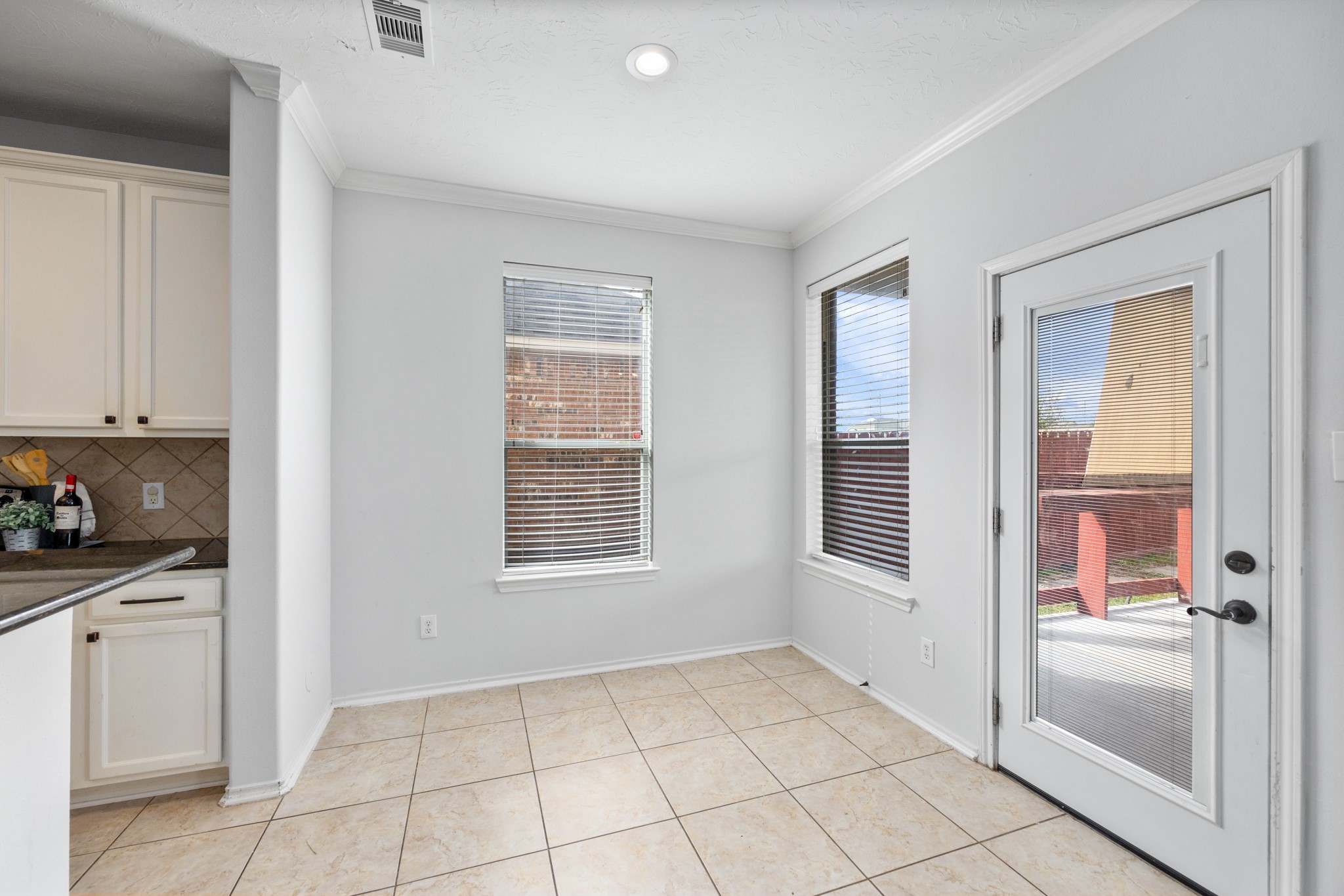 1946 Hawthorne Brook Lane Fresno, TX 77545 - Photo 12 of 38