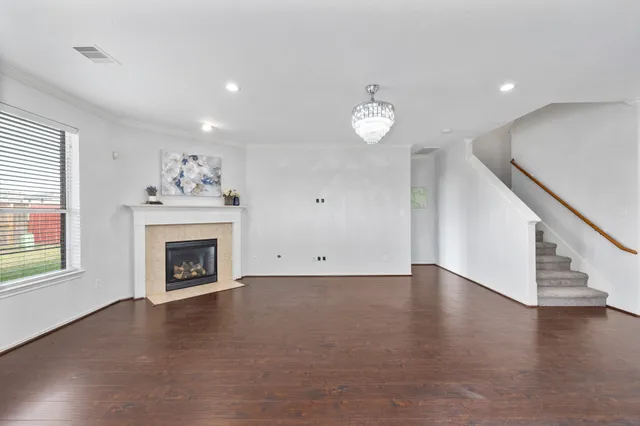 $2,450 | 1946 Hawthorne Brook Lane, Fresno, TX 77545