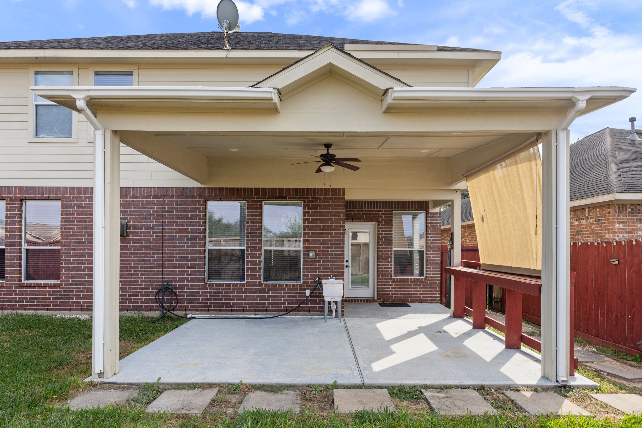 1946 Hawthorne Brook Lane Fresno, TX 77545 - Photo 30 of 38 Welcome to your own backyard oasis! Covered patio offers you the perfect spot to BBQ and host family gatherings.