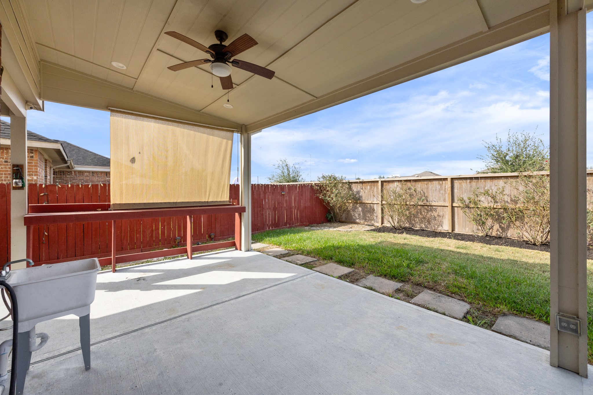 1946 Hawthorne Brook Lane Fresno, TX 77545 - Photo 32 of 38