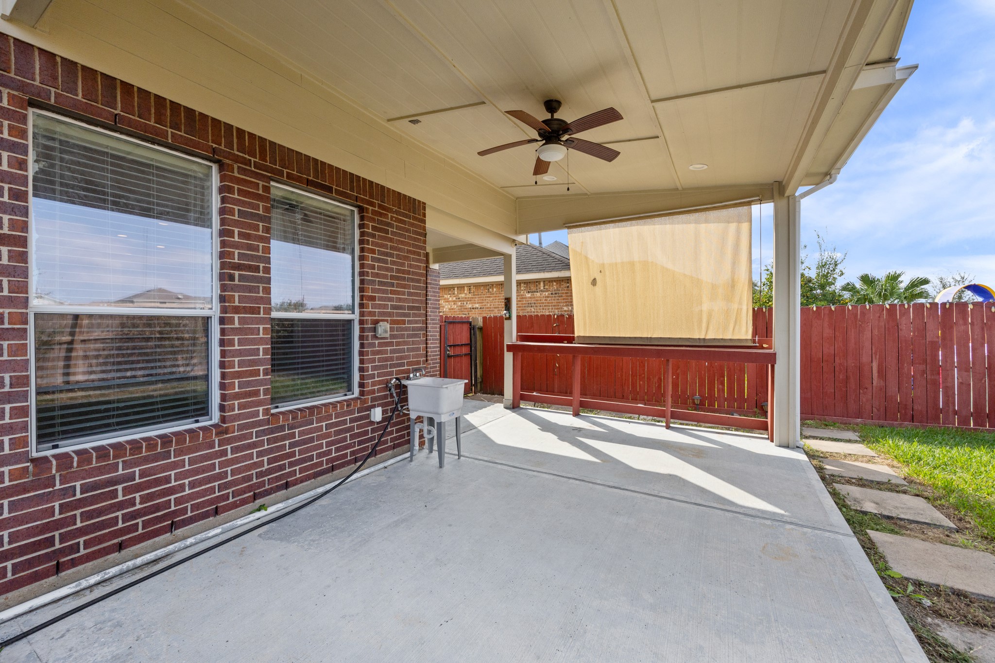 1946 Hawthorne Brook Lane Fresno, TX 77545 - Photo 33 of 38